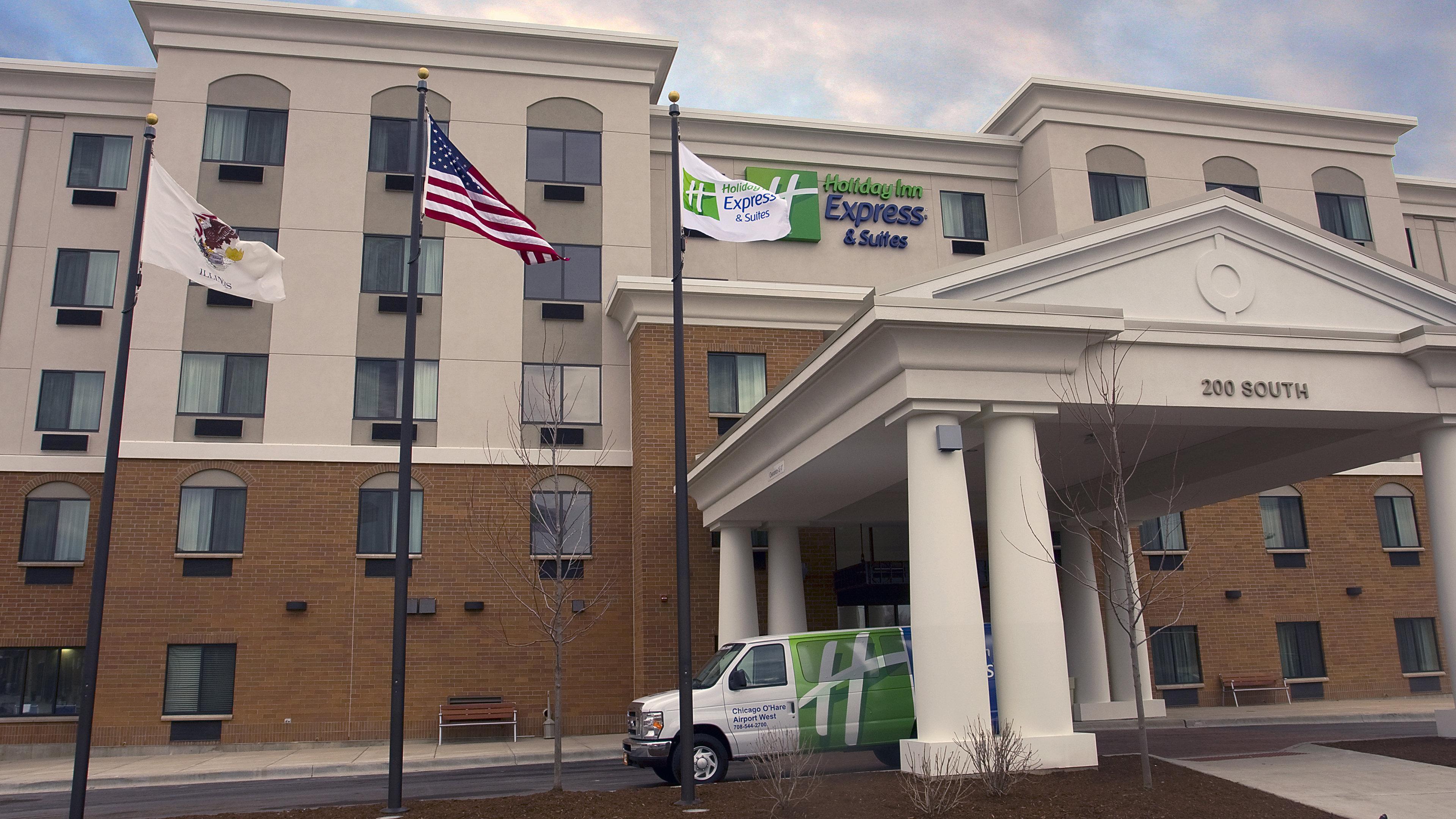 Holiday Inn Express & Suites Chicago West-O'Hare Arpt Area By Ihg Hillside Exterior photo